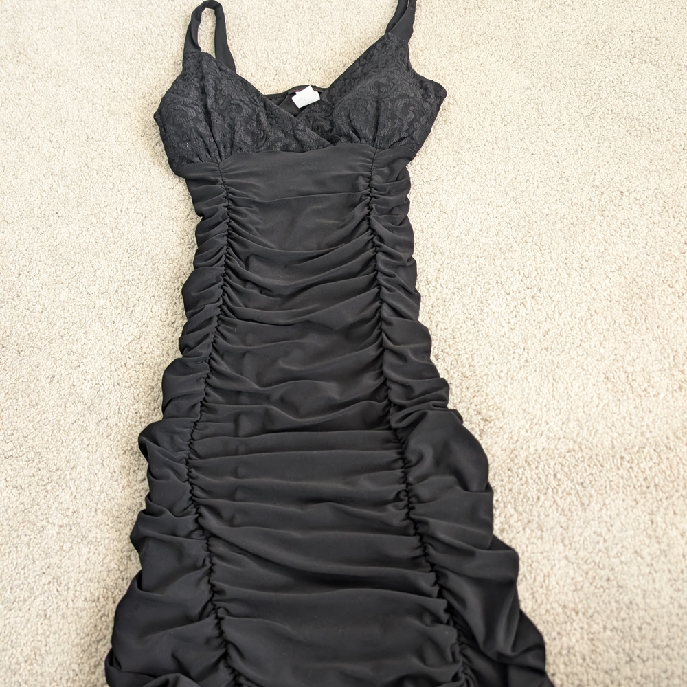 Chic Black Ruched Mini Dress